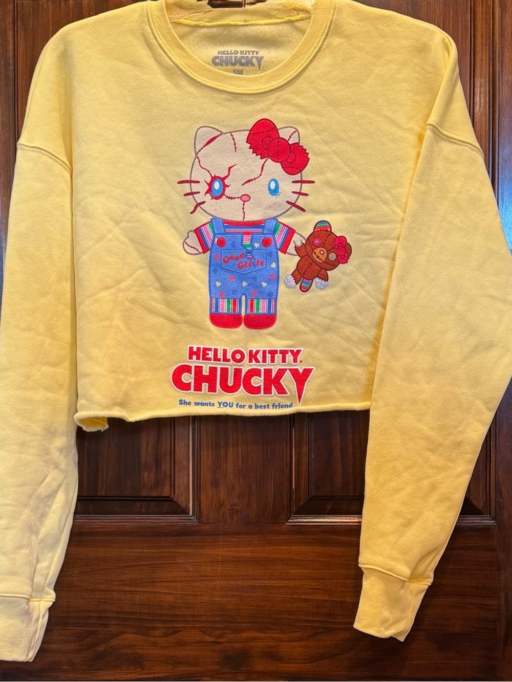 Universal Parks: Hello Kitty X Chucky Graphic Crewneck Crop